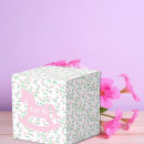 Suche nach papier geschenk box Jede person