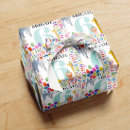 Suche nach giraffe geschenkpapier Jedes kind