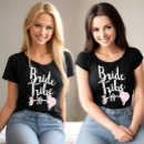 Suche nach herz mit pfeil tshirts Brautjungfer