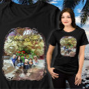 Suche nach weiße rose tshirts Foto