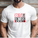 Suche nach schwarze buchstaben tshirts Papa