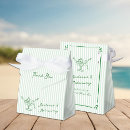 Suche nach gezeichnet papier geschenk box Hand