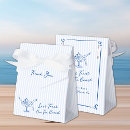 Suche nach gezeichnet papier geschenk box Hand