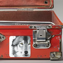 Suche nach schwarz weißer wolf aufkleber Jede person