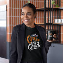 Suche nach trinken sie kaffee tshirts Jede person