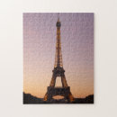 Suche nach turm puzzle Fotografie
