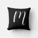Suche nach monogramm m kissen Jede person