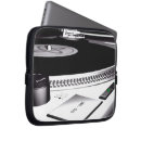 Suche nach musiker laptop schutzhüllen Jede person