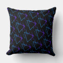 Suche nach geometric kissen Dreiecke