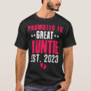 Suche nach großtante tshirts Gefördert