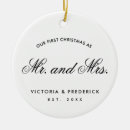 Suche nach black and white ornamente Foto