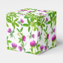 Suche nach weiße wolken papier geschenk box Jede person