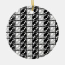 Suche nach außerirdische ornamente Raum