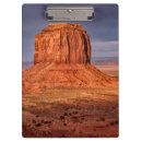 Suche nach sehenswürdigkeit klemmbrett Farbbild