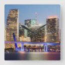 Suche nach illuminated wanduhren City