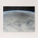 Suche nach bewölkt puzzle Planet