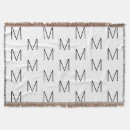 Suche nach mit monogramm decken Jede person