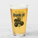 Suche nach hände bierkrüge Für ihn