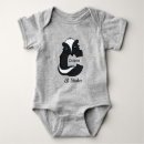 Suche nach sklave babykleidung Jedes kind