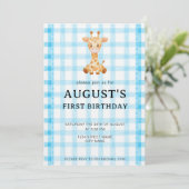 002 Cerulean Blue Check Giraffe Birthday Invite Einladung (Stehend Vorderseite)