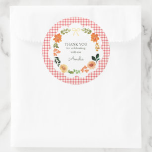 007 Rotes Gingham-Baby-Shower mit floralem Muster Runder Aufkleber