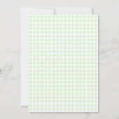 017 Moss Green Squirrel Acorn Gingham Baby Shower Einladung (Rückseite)