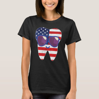 0 Retro Zähne US-Flagge Brille 4. Juli Zahnarzt  T-Shirt