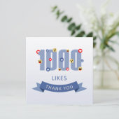 1000 Gleiche danken Ihnen mit emoji und Herzen Dankeskarte (Stehend Vorderseite)