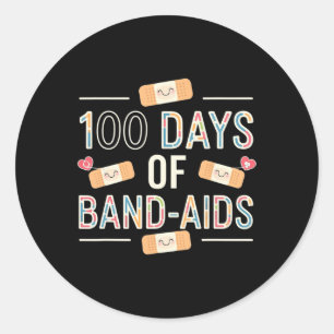 100 Days Band Aids 100. Schule Krankenschwestern K Runder Aufkleber
