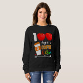 100 Days Of Coffee & Chaos 100th Day Of School Tea Sweatshirt (Vorne ganz)