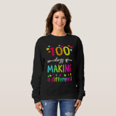 100 Days Of Making Difference Teacher 100th Day Of Sweatshirt (Vorne ganz)