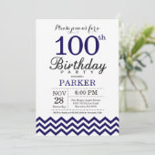 100. Geburtstag Einladung Navy Blue Zickzack (Stehend Vorderseite)
