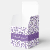 100. Geburtstag Lila/weiß Zufallszahlenmuster Geschenkschachtel (Geöffnet)