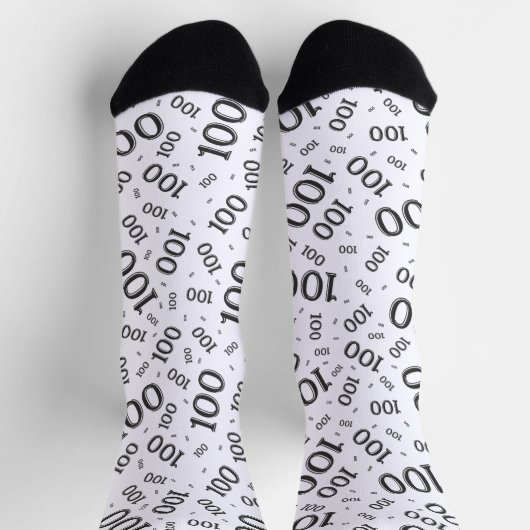 100. Geburtstag Schwarzes Zufallszahlenmuster Socken (Oben)