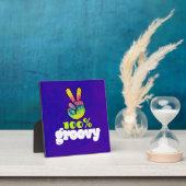 100% Groovy mit Rainbow Hand Peace Sign Fotoplatte (InSitu)