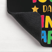 100. Kindergarten Niedlich School Student Mousepad (Ecke)