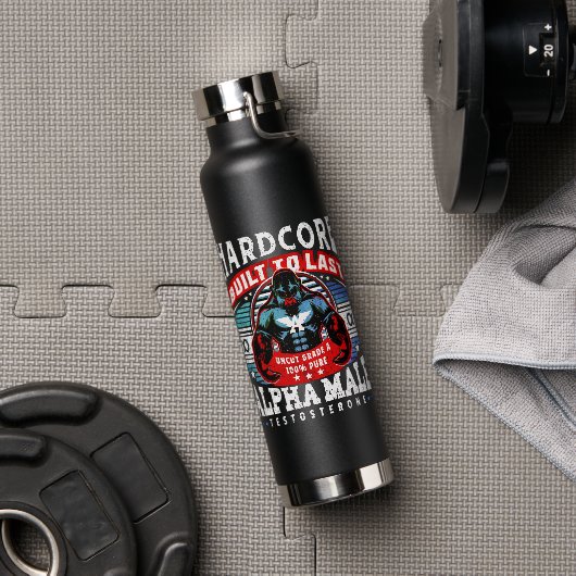 100 % reine uncut-Hardcore, auf die letzte ALPHA-M Trinkflasche (Fitnessstudio)