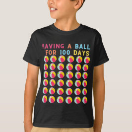 100. Schulfest mit einem Ball für 100 T-Shirt