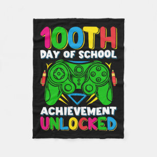 100 Schultag unverschlossener Gamer 100. Tage der Fleecedecke
