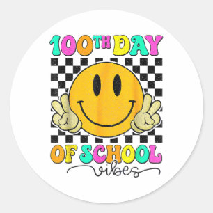 100. Tag der Schule Vibes Niedlich Lächeln Gesicht Runder Aufkleber