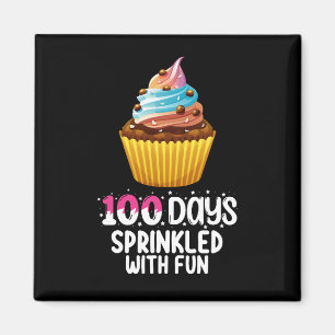 100 Tage mit Spaß gesprenkelter Cupcake-Schullehre Magnet