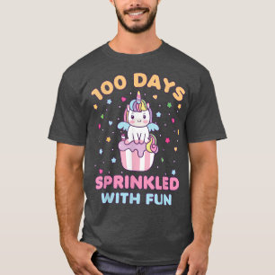 100 Tage mit viel Spaß Niedlich Einhorn 100 Tage T-Shirt