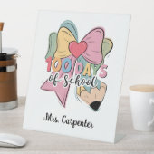 100 Tage Schule ✏️ Coquette Bow Stift Design Sockelschild (In Situ)
