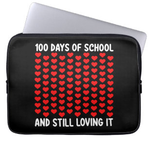 100 Tage Schule und ich liebe es immer noch Herzen Laptopschutzhülle