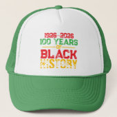 100 Years of Black History Typography Truckerkappe (Vorderseite)