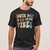 100th Day of Fifth grade Vibes Retro Teacher Happy T-Shirt (Vorderseite)