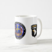 101. Im Flugzeug Abteilung 2. Brigade "STRIKE" Kaffeetasse (VorderseiteRechts)