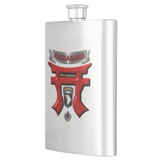 101. Im Flugzeug Abteilung "Rakkasans" Flachmann (Links)