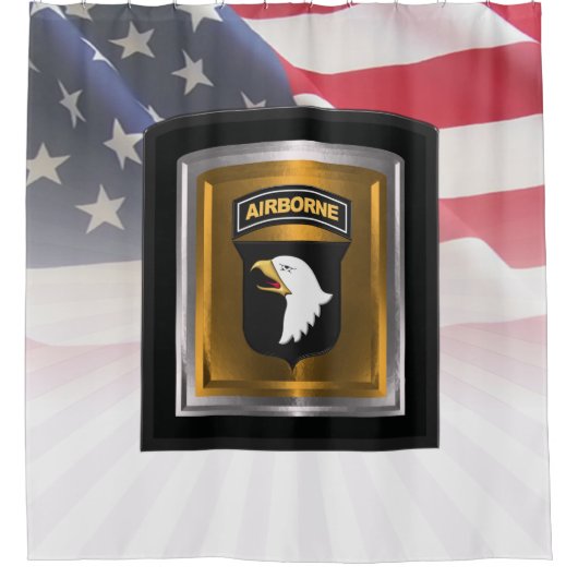 101. Im Flugzeug Abteilung "Screaming Eagles" Duschvorhang (Vorderseite)