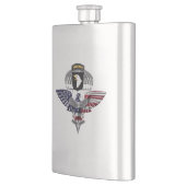 101. Im Flugzeug Abteilung "Screaming Eagles" Flachmann (Links)